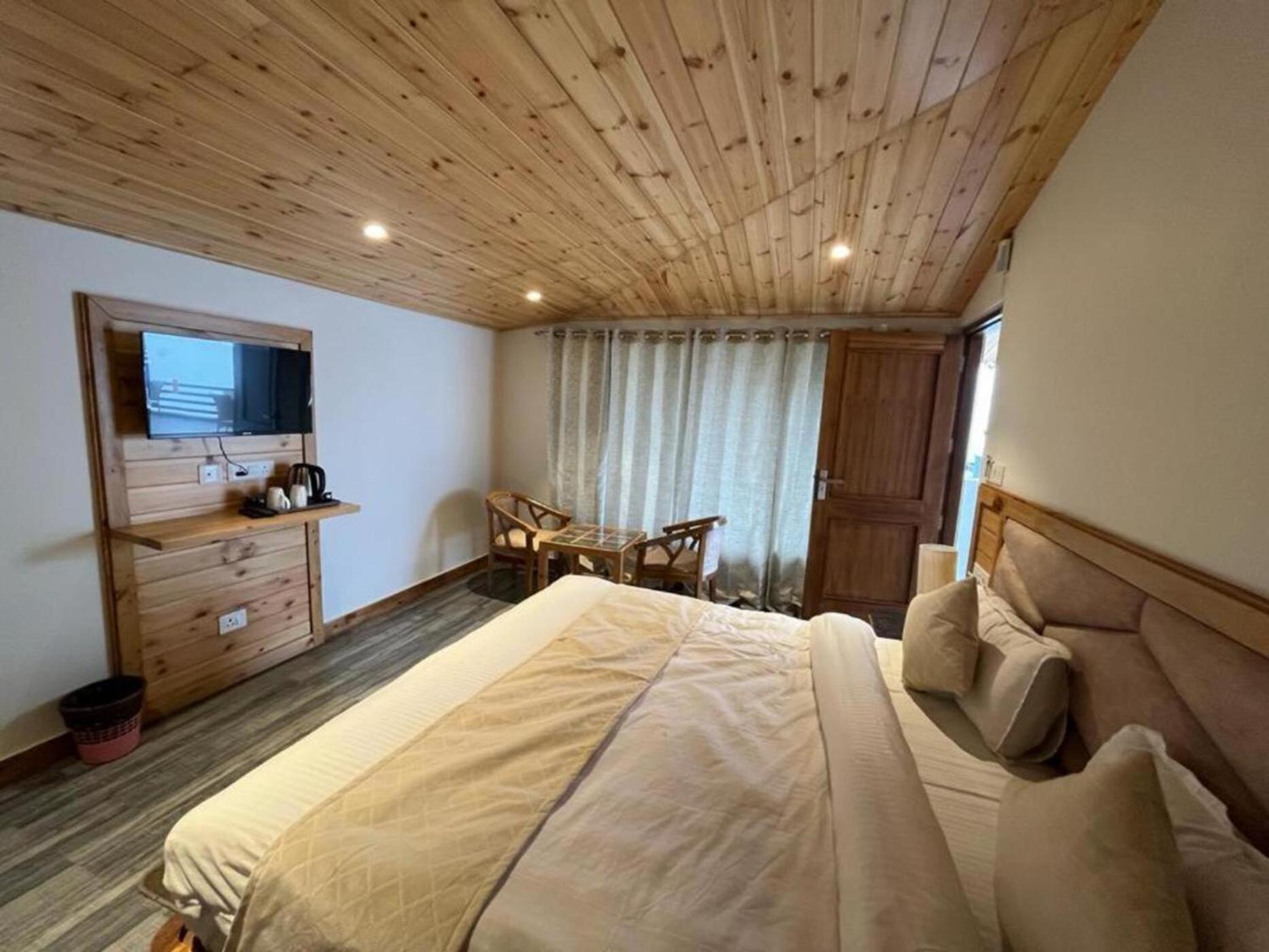 The Boho Mussoorie Hotel Екстериор снимка